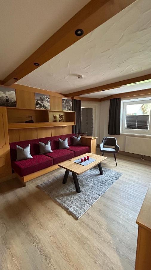 Ferienwohnungen Lodge-B Weissenbach am Lech Esterno foto